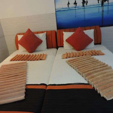Samaya Beach Hotel Unawatuna Bagian luar foto