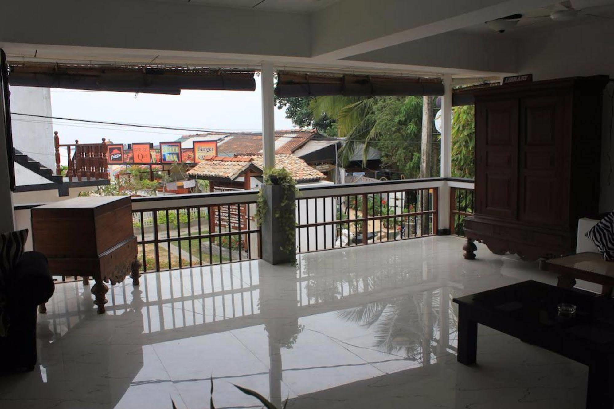 Samaya Beach Hotel Unawatuna Bagian luar foto